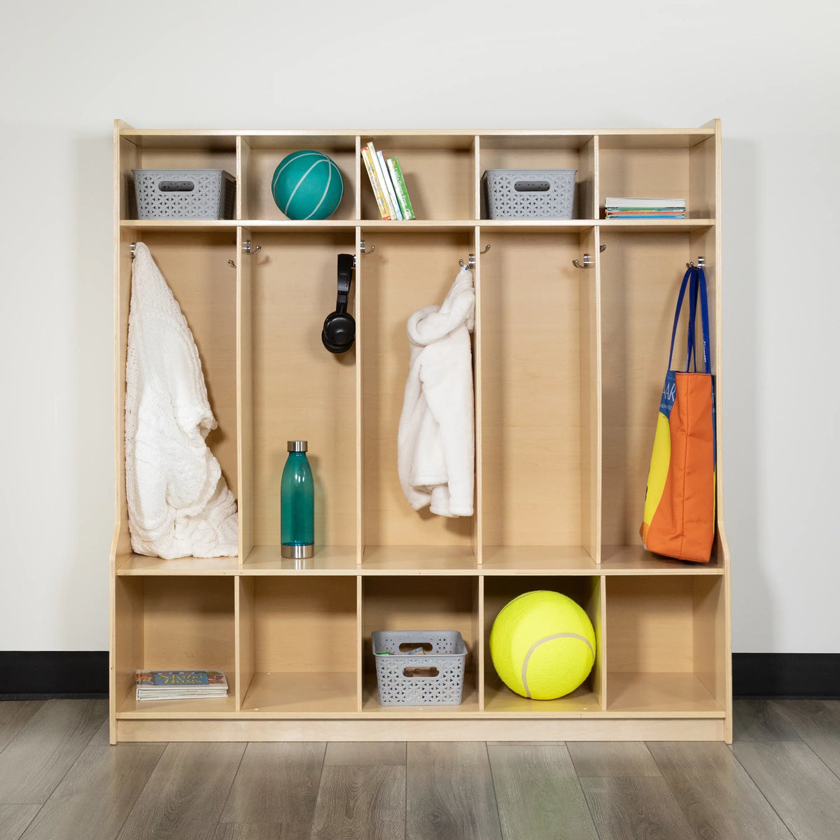 BizChair Wooden 5 Section School Coat Locker with Bench, Cubbies, and Storage Organizer Hook-Safe, Kid Friendly Design - 48"H x 48"L (Natural)